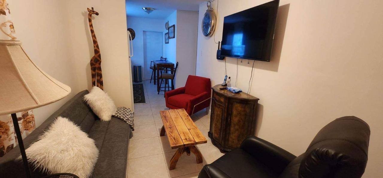 Leo Guest House Hollywood Dış mekan fotoğraf