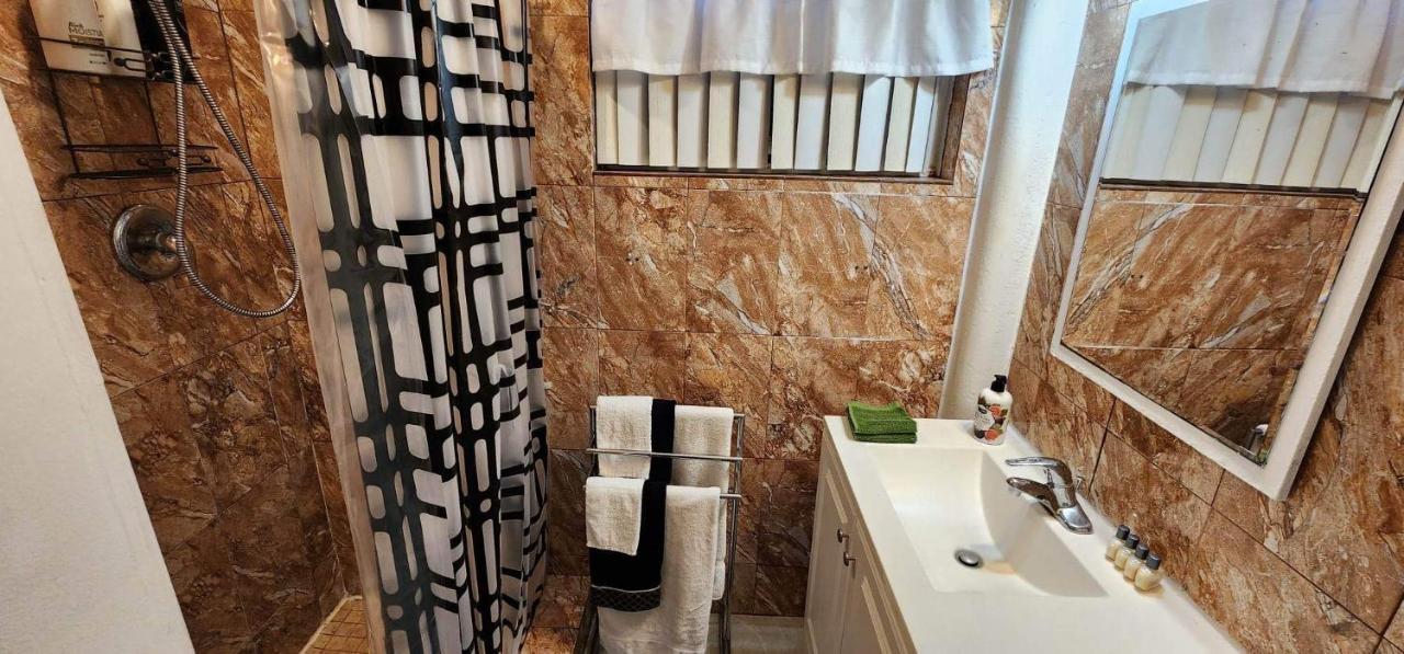 Leo Guest House Hollywood Dış mekan fotoğraf